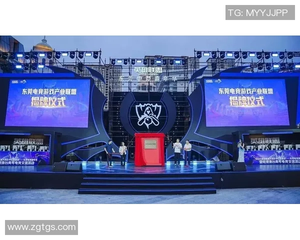 全球电竞产业崛起推动数字娱乐融合发展引领新一代青年文化潮流