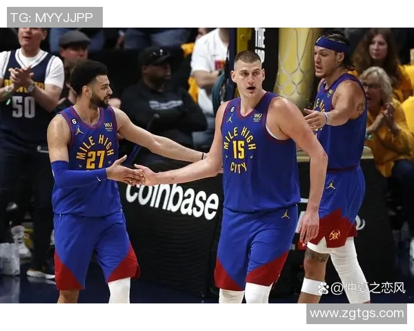 勇士与掘金激战正酣NBA季后赛精彩对决引发球迷热议